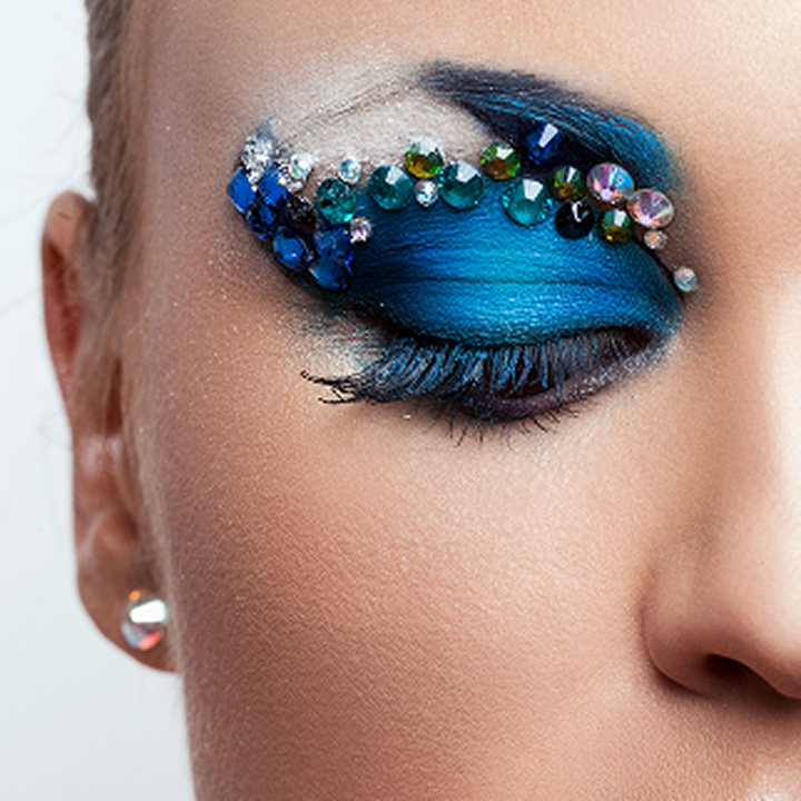 Засоби для догляду за віями